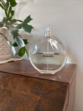 Chanel Chance Eau Tendre & Scarf